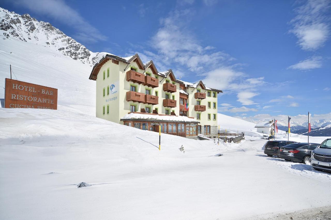 Hotel Interalpen Isolaccia Buitenkant foto