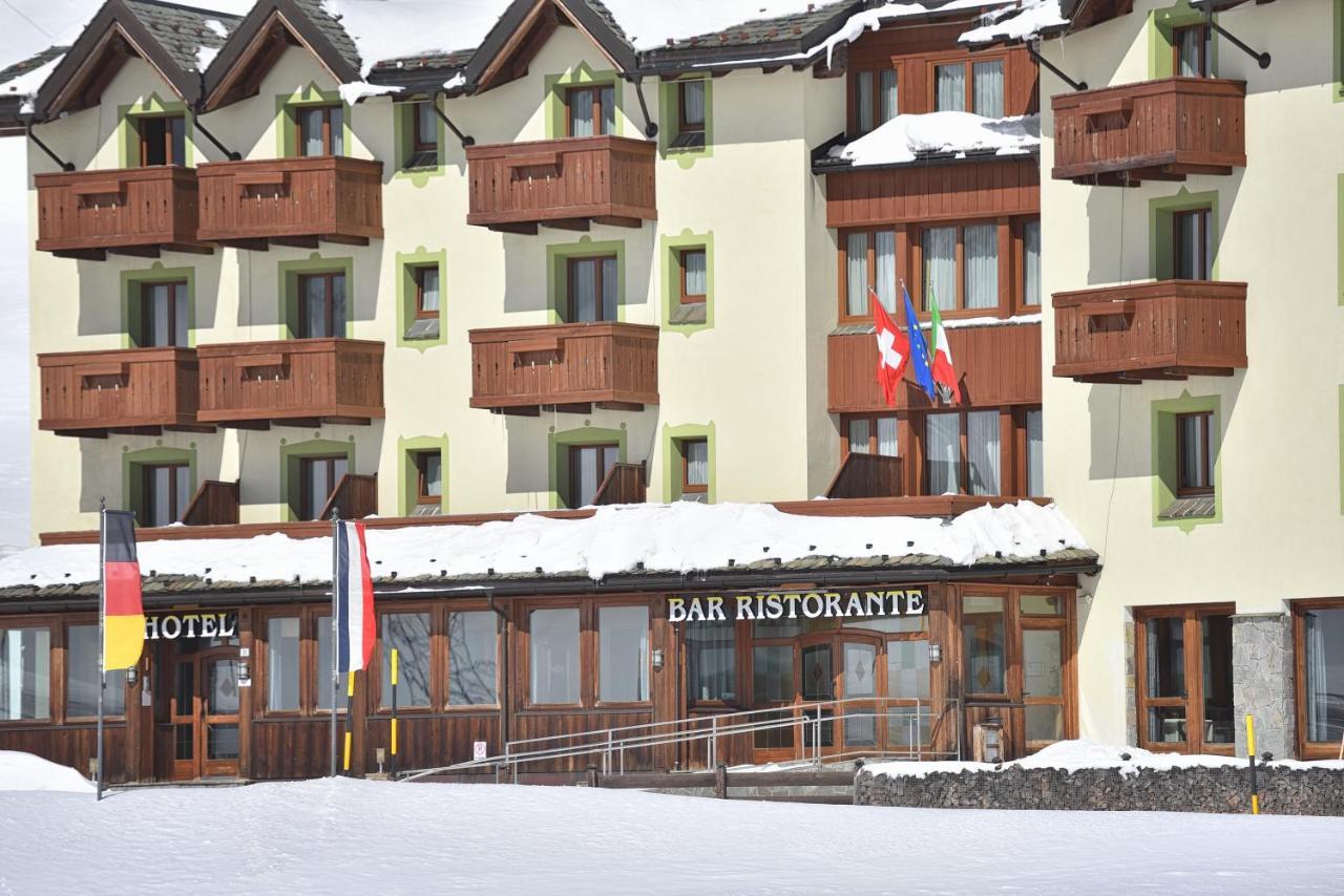 Hotel Interalpen Isolaccia Buitenkant foto